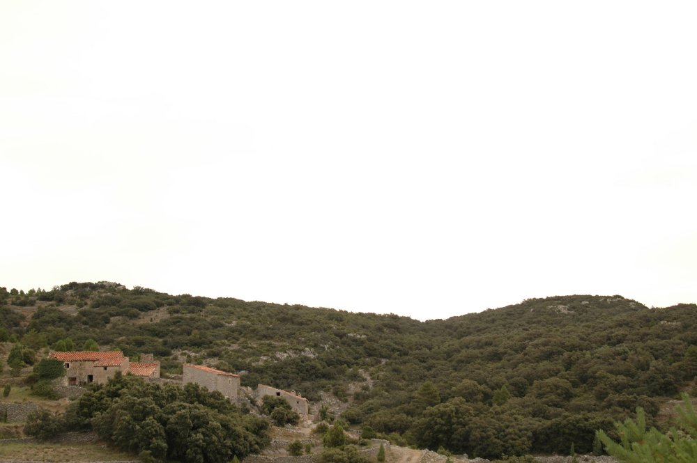 Cielo,  tierra y algo mas